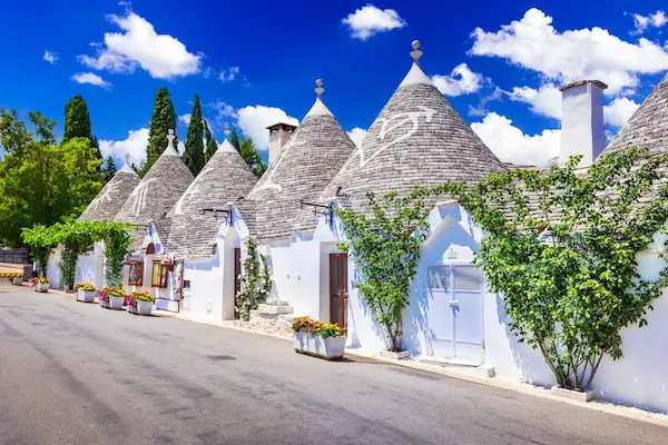 Alberobello — Trulli Bari